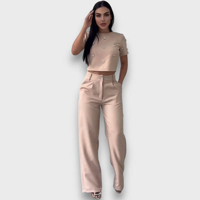 Lucy | Set