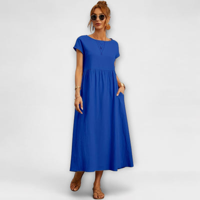 Evania  | Kleid