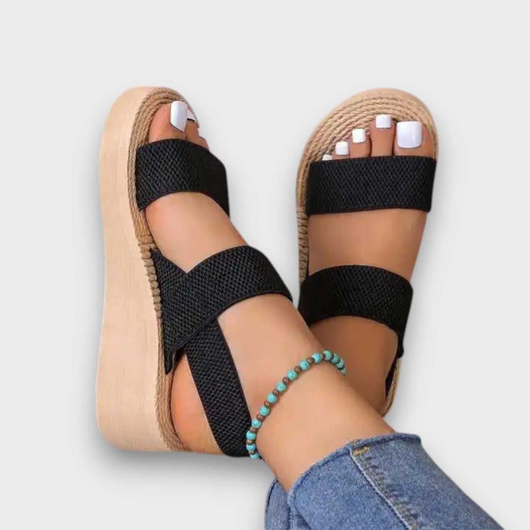 Aneira | Sandalen