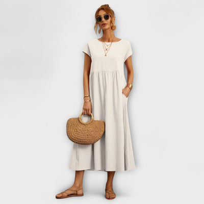 Evania  | Kleid