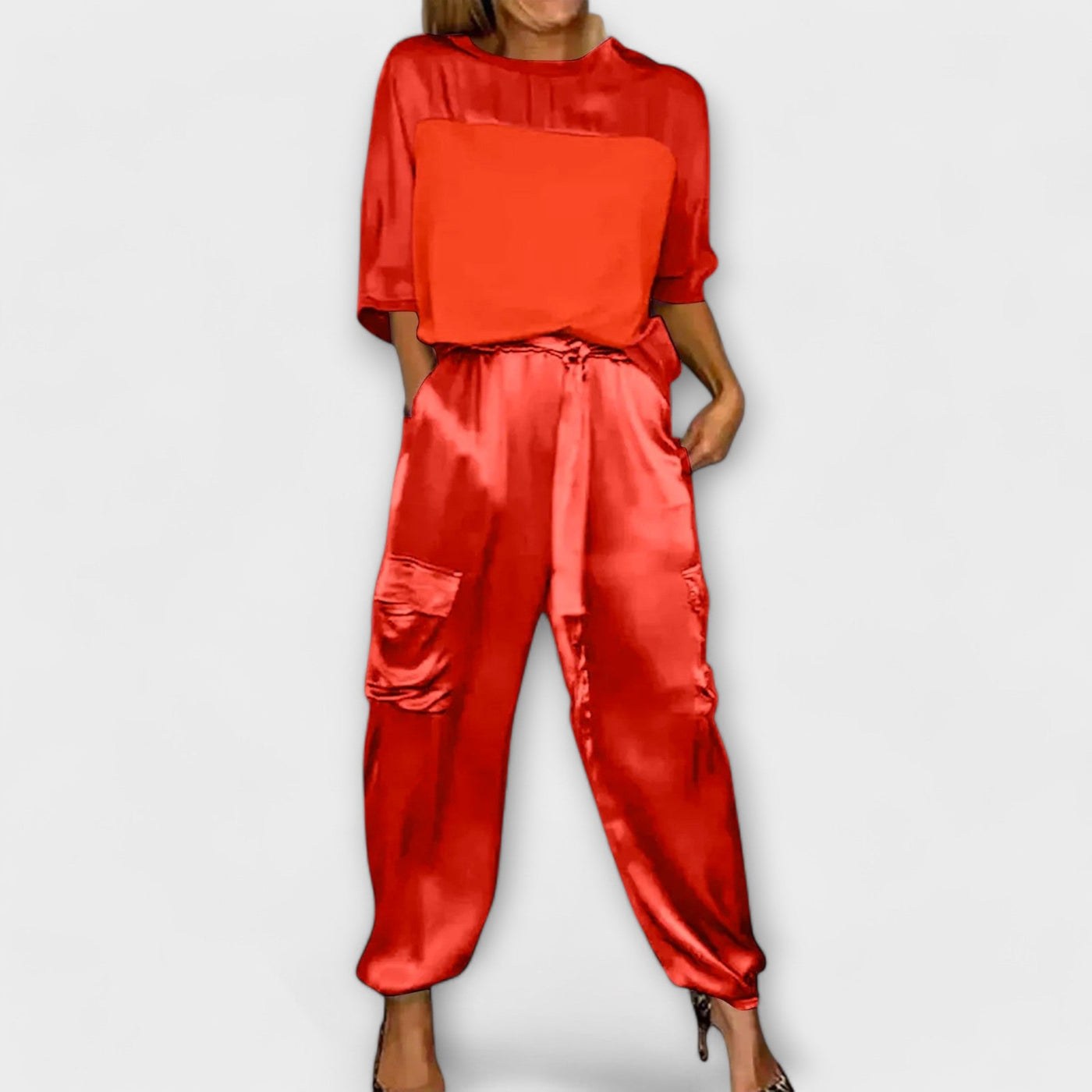 Mia | SET
